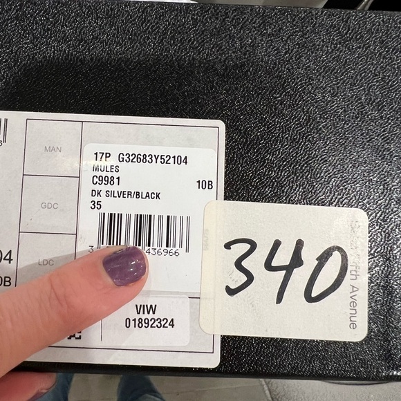 CHANEL DK SILVER / black Mules 2017 C9981 chain detail size 35 EUC - Picture 8 of 12